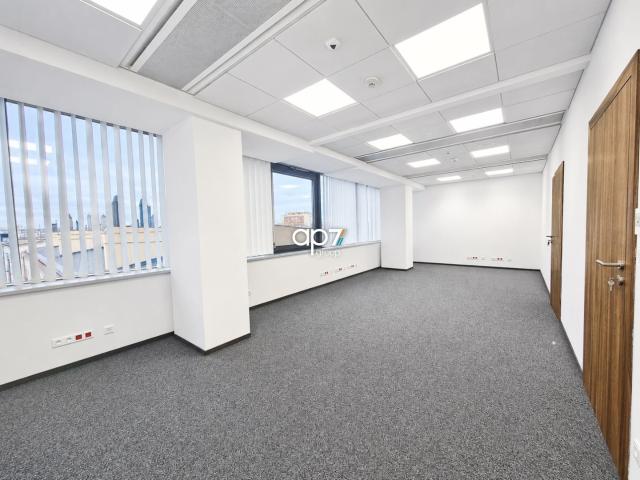 Lokal wynajmę, Kraków, Śródmieście, 99 m2, cena: 7 176 zł
