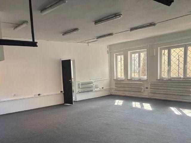 Lokal wynajmę, Sulejówek, 310 m2, cena: 8 500 zł