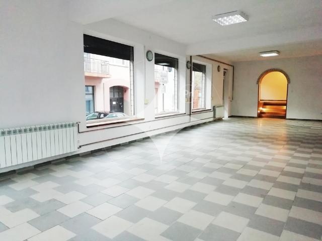 Lokal wynajmę, WOLBROM,, 135 m2, cena: 2 200 zł
