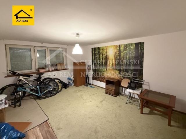 Lokal biurowy 18 m² w Ponikwodzie prywatne wejście