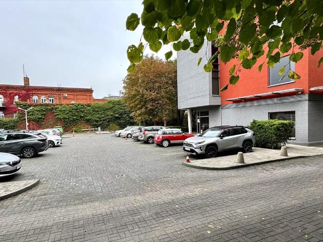 Lokal biurowy 250m2 z widokiem na zieleń, dostęp 24/7