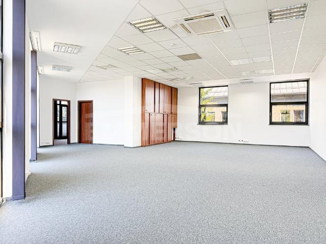 Polecam nowoczesny lokal biurowy 290 m² z klimatyzacją i parkingiem
