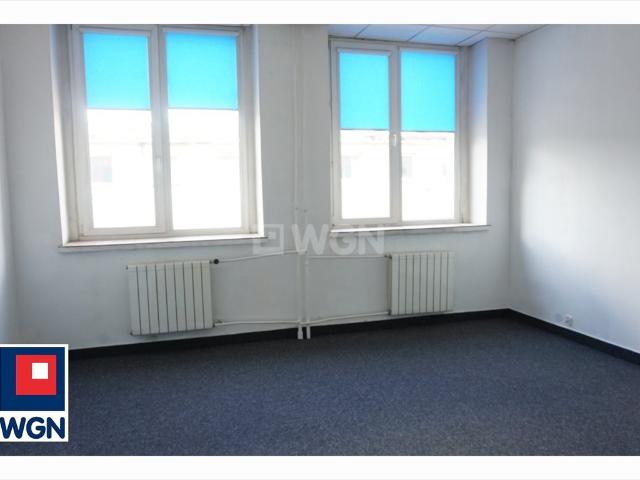 Wynajmę przestronny lokal biurowy 207 m² w centrum Częstochowy