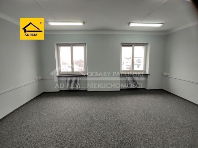 Lokal biurowy 30 m² w Lublinie blisko komunikacji