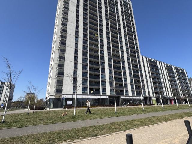 Zapraszam do wynajmu biura 63 m² z patio i parkingiem w Aura Sky