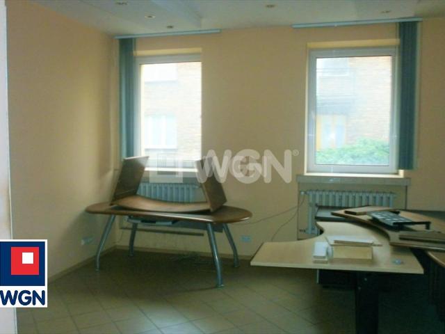 Polecam nowoczesny lokal biurowy 71 m² w centrum Częstochowy