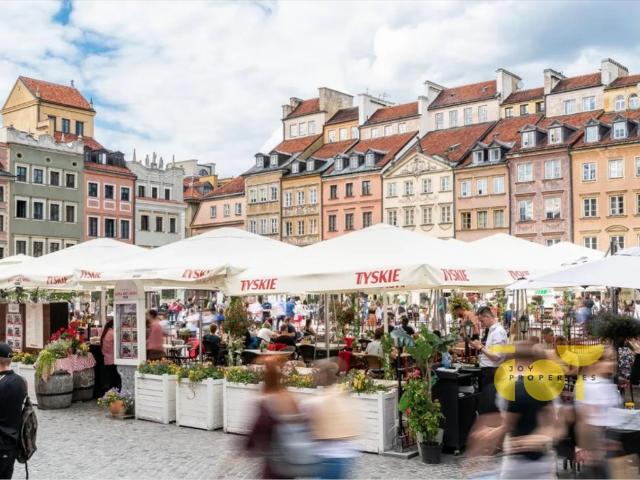 Lokal gastronomiczny 622 m² na Starówce Warszawa polecam