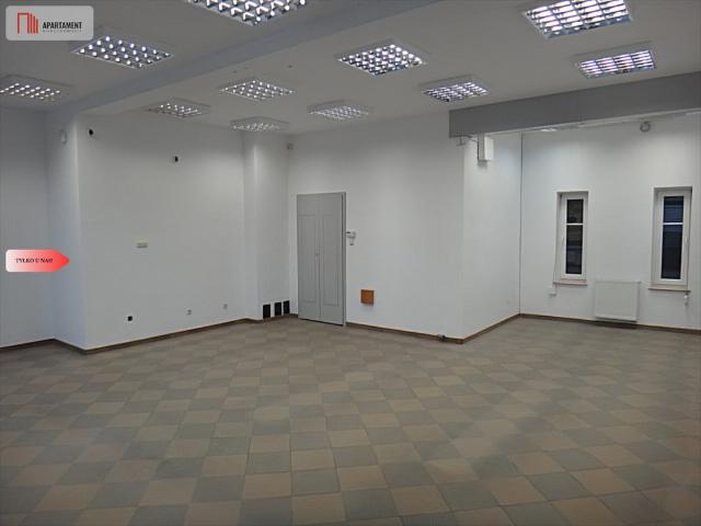 Bezczynszowy lokal usługowy 59,3 m² w centrum Złocieńca
