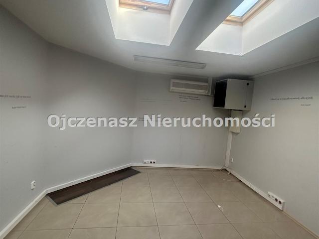 Lokal handlowo usługowy 67 m² z parkingiem i monitoringiem polecam!