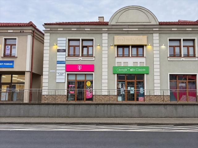 Lokal handlowo usługowy 68 m² w centrum Żar polecam!