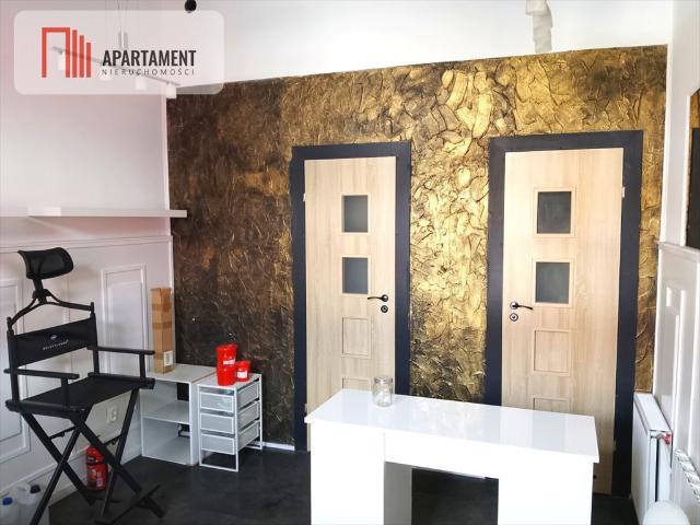 Lokal handlowo usługowy 17,15 m² w Kruszwicy zapraszam
