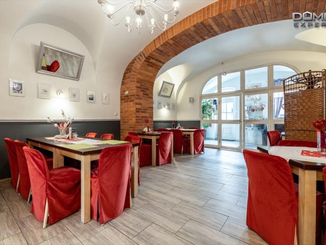 Lokal użytkowy na Rynku w Bolesławcu 112 m² + ogródek 70 m²