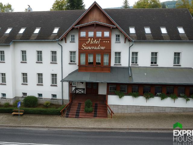 Lokal sprzedam, ŚWIERADÓW ZDRÓJ, marsz. Józefa Piłsudskiego, 1287 m2, cena: 9 999 999 zł