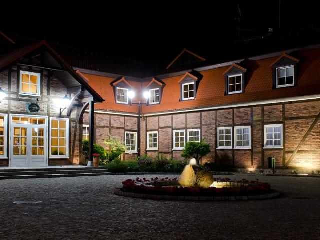 Lokal sprzedam, Budzyń, Leśn, 1615 m2, cena: 10 700 000 zł