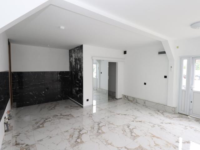 Lokal sprzedam, Ostrołęka, rotm. Witolda Pileckiego, 40 m2, cena: 167 000 zł