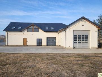 Lokal sprzedam, Ryki, 630 m2, cena: 1 350 000 zł