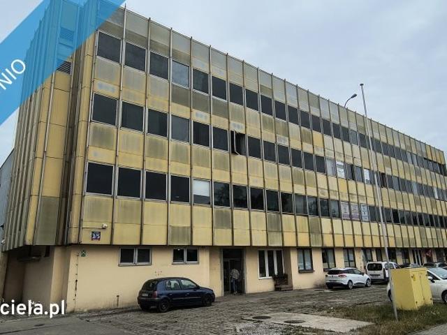 Lokale i hale magazynowe w centrum Pabianic polecam