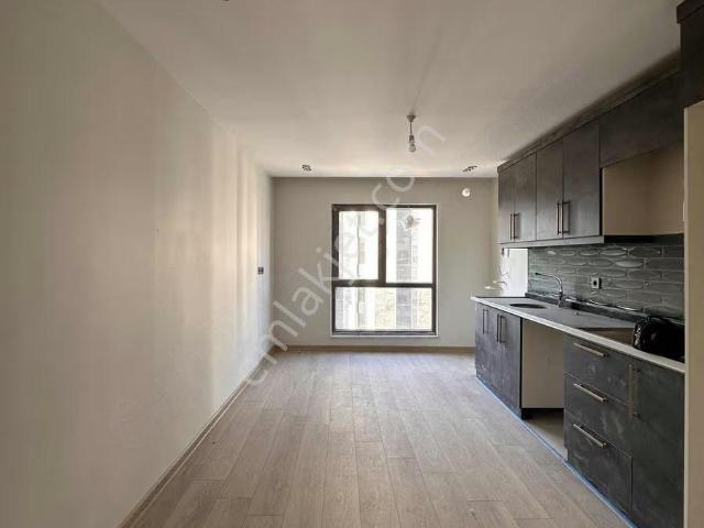 Lokman Hekim Hast. Yakınında Yeni Site İçinde Kiralık 2+1 Daire