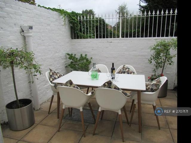Lollard Street, London, SE11 2 bed flat to rent £2,750 pcm £635 pw