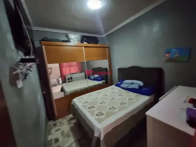 Lopes B2E vende casa Brás de Pina 2 quartos 157m2 valor R$ 290.000,00 Oportunidade Única