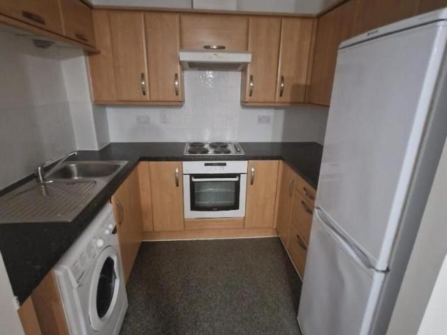 Lord Street, Watford WD17 1 bed flat to rent £950 pcm £219 pw
