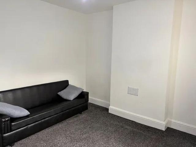 Lord Street, Mansfield, NG18