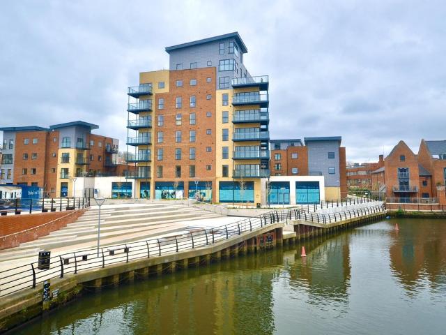 Lords Gardens, Norwich NR1, 2 bed flat to rent, £1,350 pcm | PrimeLocation