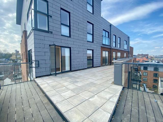 Lords Gardens, Norwich NR1, 2 bed flat to rent, £1,850 pcm | PrimeLocation