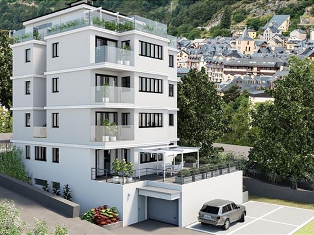 Loreto neue 5,5 Zimmer mit Terrasse und Garten