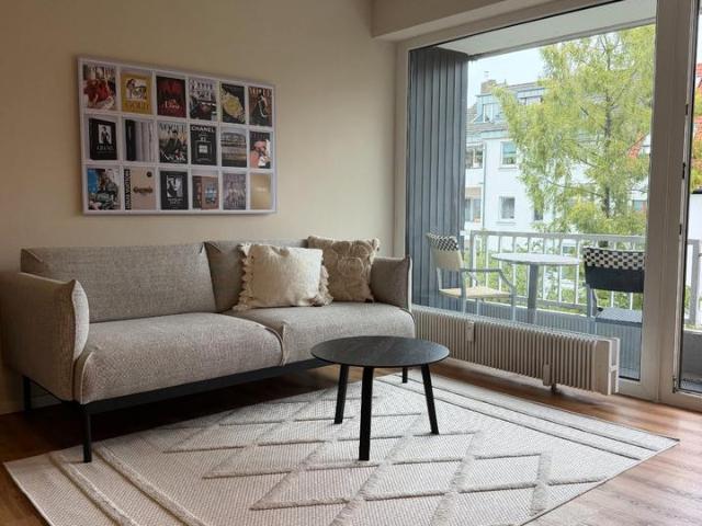 Lorettoviertel Düsseldorf vollmöbl. Single Apartment m. Balkon