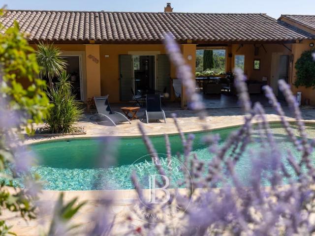 Lorgues – Belle propriété – Villa provençale de 200 m² avec. 200m² Lorgues