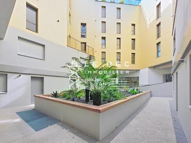 LORIENT: Appartement de standing neuf avec terrasse vue Scorff