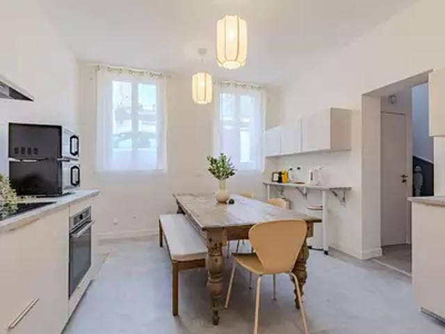 Lormont 33310 Location appartement 1 pièce t1 au dernier étage jardin