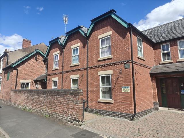Lorne Street Studio to rent £650 pcm £150 pw
