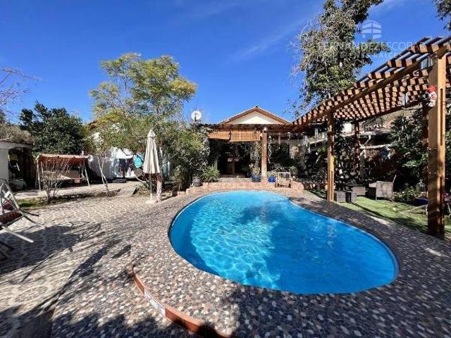 LOS ANDES ARRIENDO CASA 4D 3B 2E PISCINA