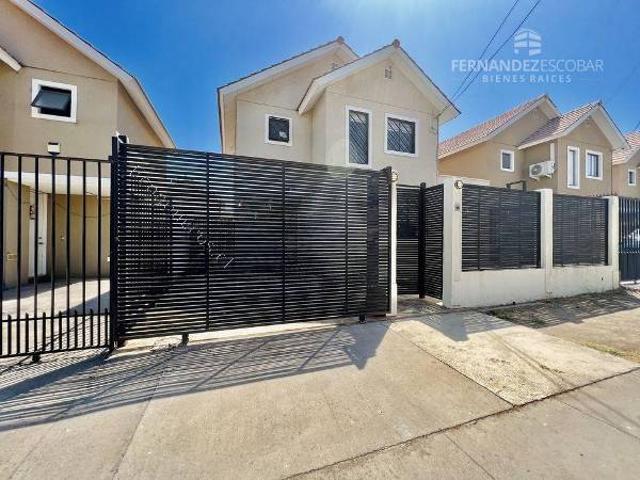 LOS ANDES ARRIENDO CASA 3D 2B VISTA CORDILLERA III