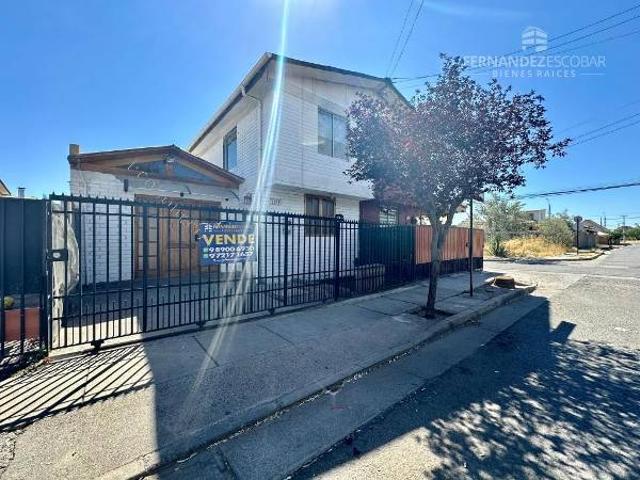 LOS ANDES ARRIENDO CASA PAREADA 2D 1B 1E EL HORIZONTE