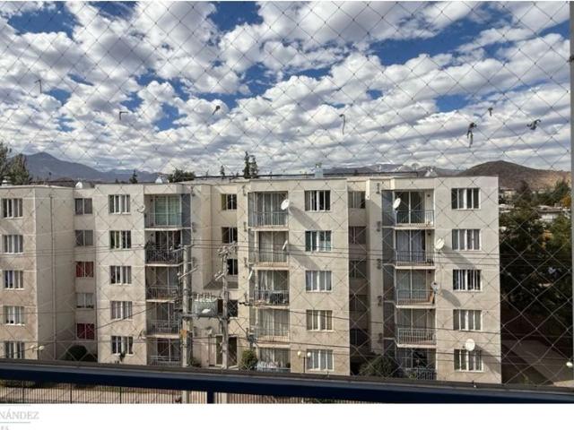 Los Andes arriendo departamento condominio Hermanos marista