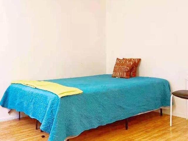 Los Angeles CA 90025 100699679