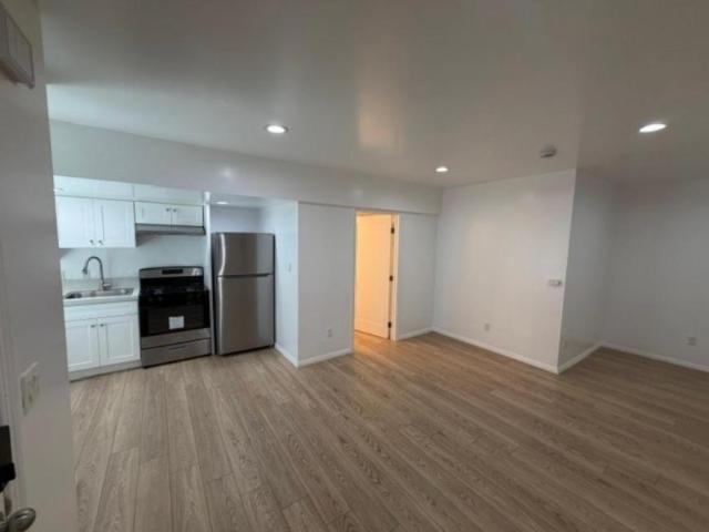 Los Angeles CA 90731 LS105409904