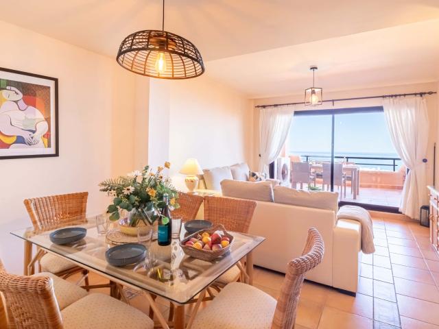 Los Alcores Family Pool Monthly Rental
