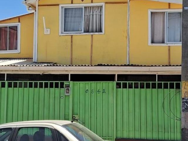 Los Robles, Colina