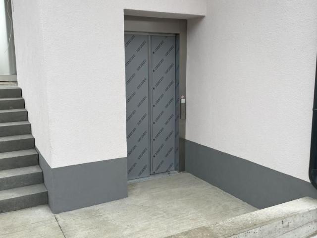 LOSENSTEIN NEUWERTIGE ERDGESCHOSSWOHNUNG MIT GROSSER TERRASSE