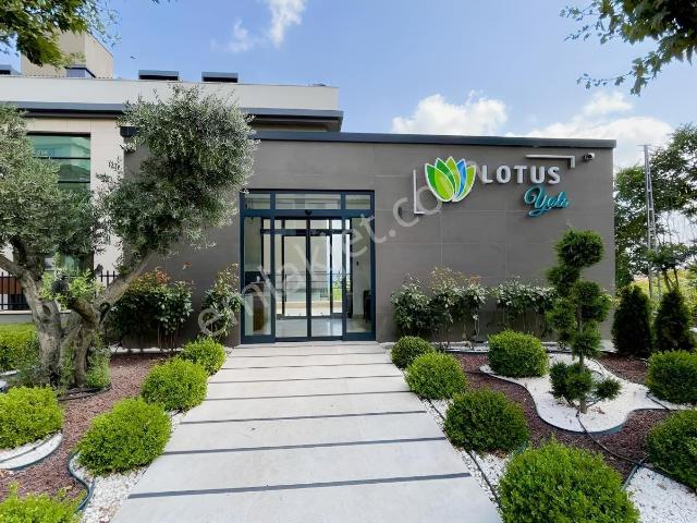 Lotus Yalı'da Kiralık 5+2 Teraslı Deniz Manzaralı Lüks Daire