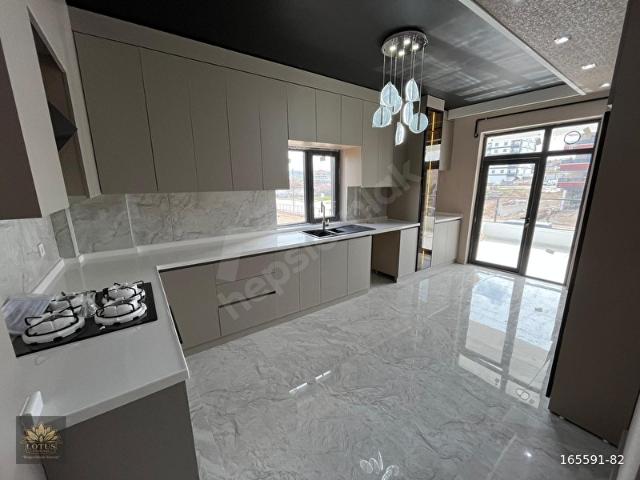 LOTUSYENİÇİMŞİT MH'DE OTURUMA HAZIR 4+1 ULTRA LÜKS DAİRE