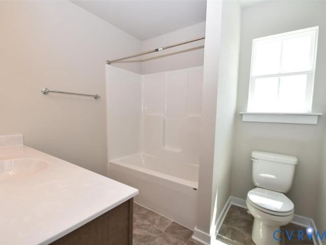 69 Moonstar Ln