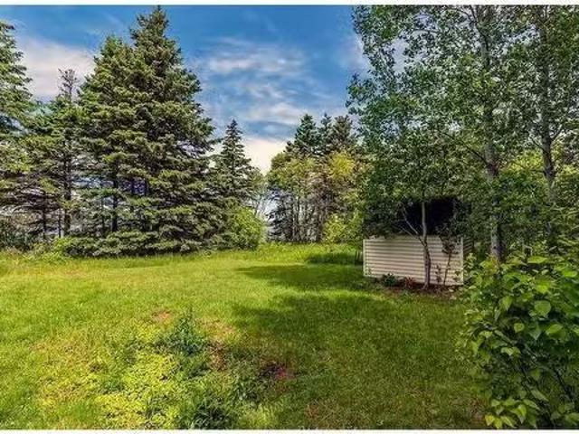 Lot 107 Riverbank Drive, Johnstons River, PE, C1B 3E7 vacant.