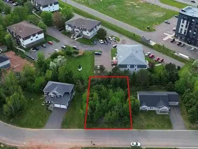 Lot 109 England Circle, West Royalty, PE, C1E 1V7 vacant lan.