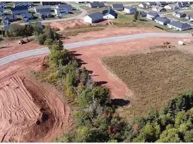 Lot 102 Goldsmith Row, Stratford, PE, C1B 4L9 vacant land fo.