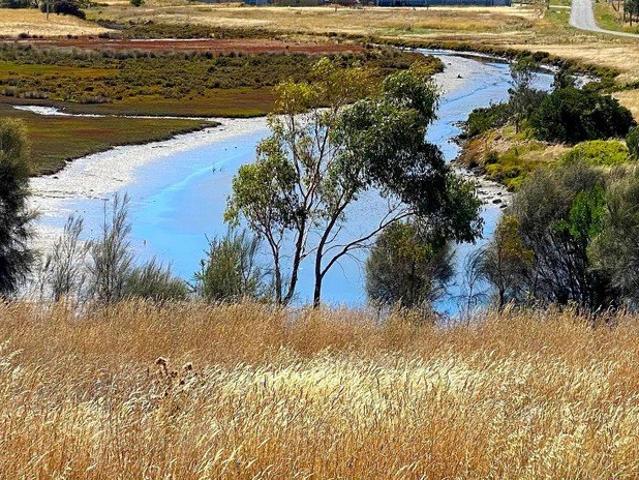 LOT 132 719 M2 LARGE LOT POSITION UNOBSTRUCTED WATER VIEWS NORTH BAY ESTATE ROKEBY